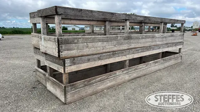 (4) Wood hay feeders