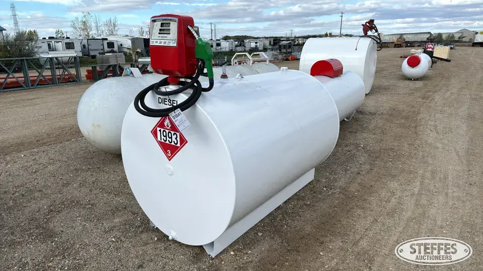 500 gal. fuel tank