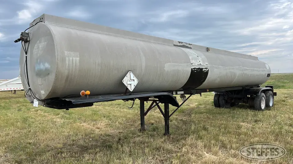 1973 Trailmobile F14S4CCH 8,500 gal. Tank Trailer