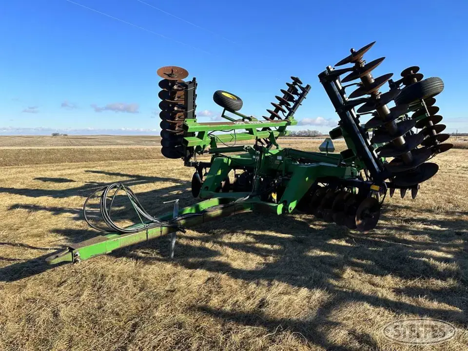 John Deere 650 Disc