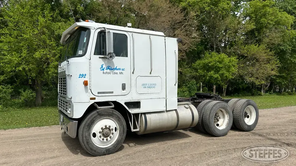 1985 International 9670 Cabover Truck with Sleeper