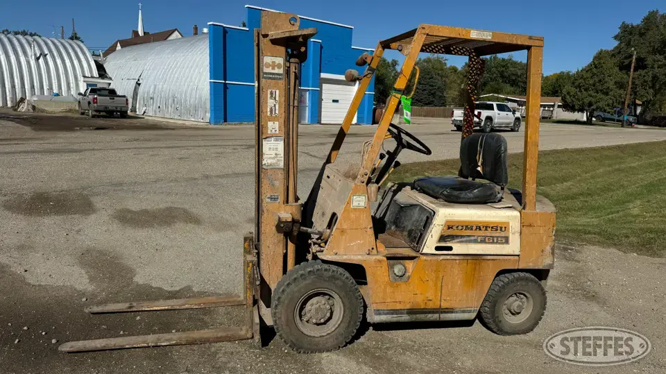 Komatsu FG15 Warehouse Forklift
