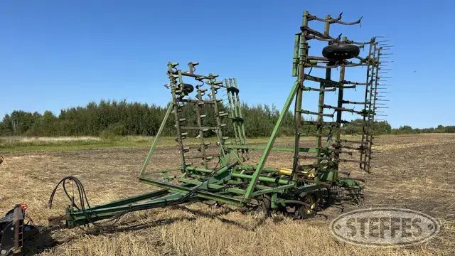John Deere 1000