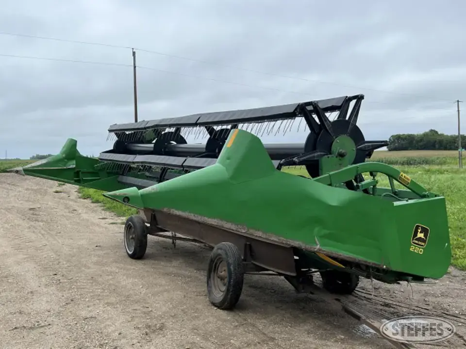 John Deere 220 Edible Bean Head