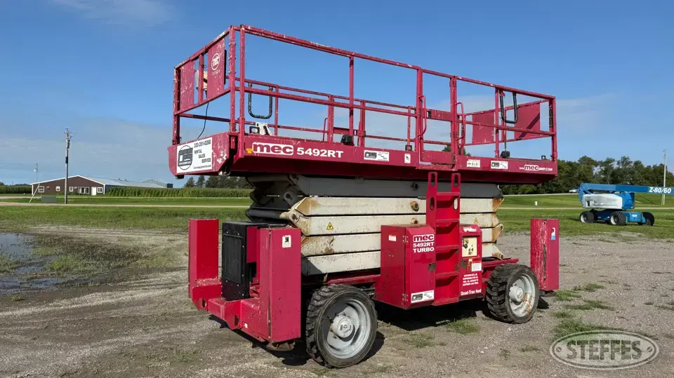 2014 MEC 5492RT Scissor Lift