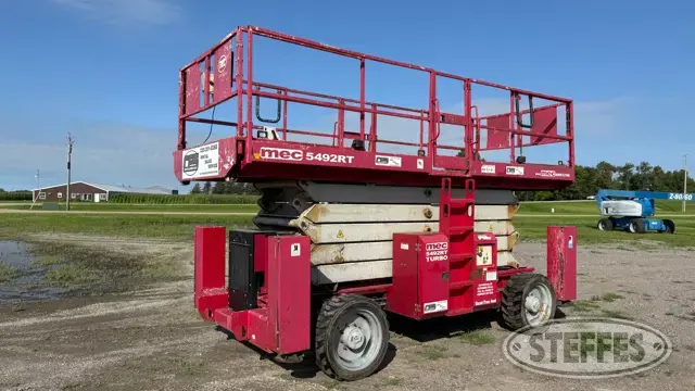2014 MEC 5492RT