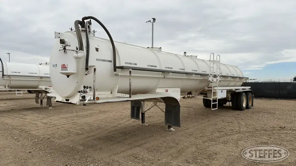 2012 CT Fabrication VR150 Tank Trailer