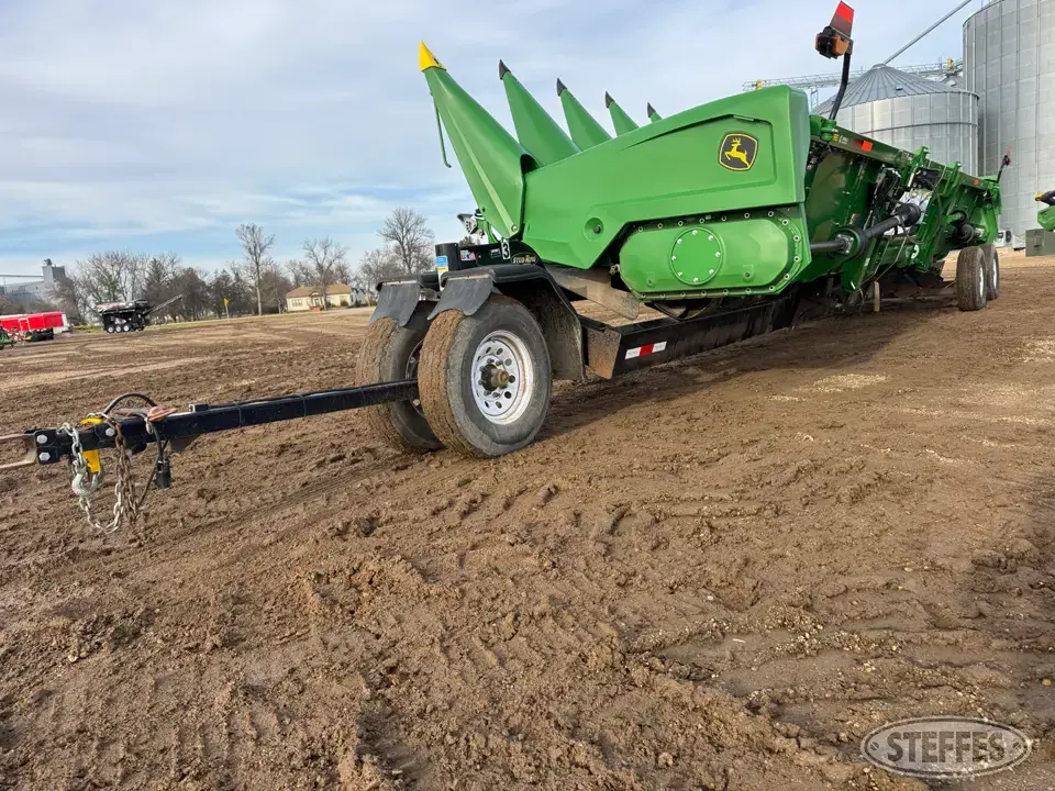 Stud King MD32 Header Trailer