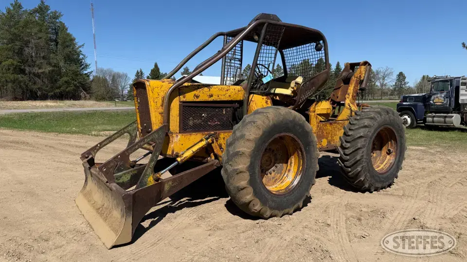 John Deere 440B Forestry Skidder