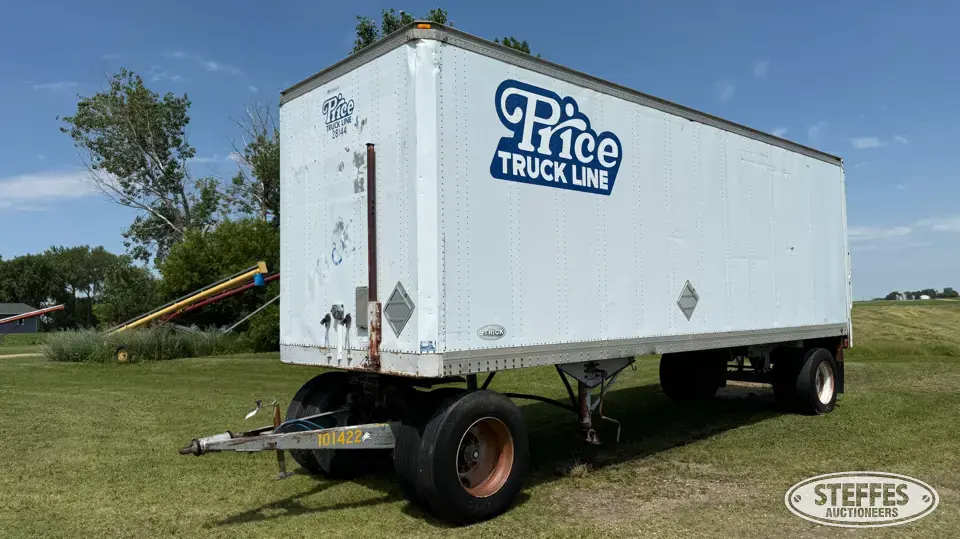 Strick water tender trailer