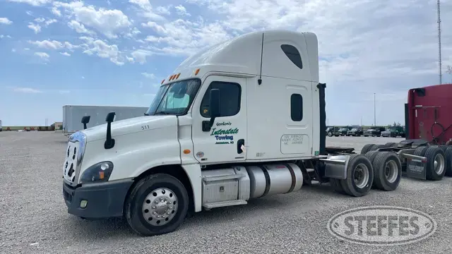 2011 Freightliner Cascadia 125