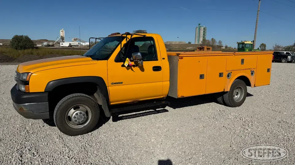 2005 Chevrolet Silverado 3500 1 Ton Pickup