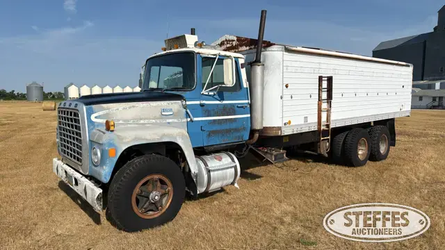 1973 Ford 9000