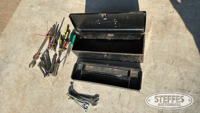 Toolbox w/contents