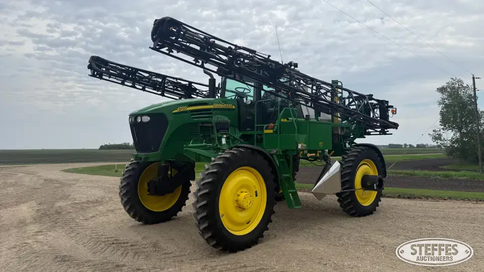 2007 John Deere 4720 Self-Propelled Sprayer