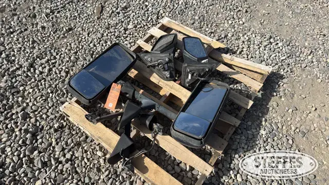 Truck mirrors