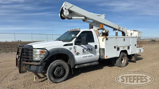 2011 Ford F-550 XL