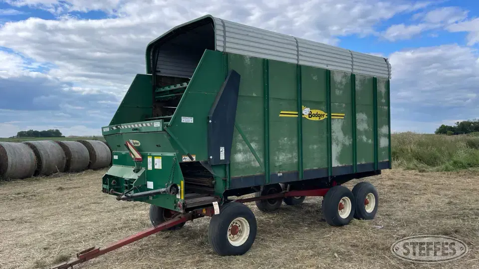 Badger BN1050 Forage Wagon