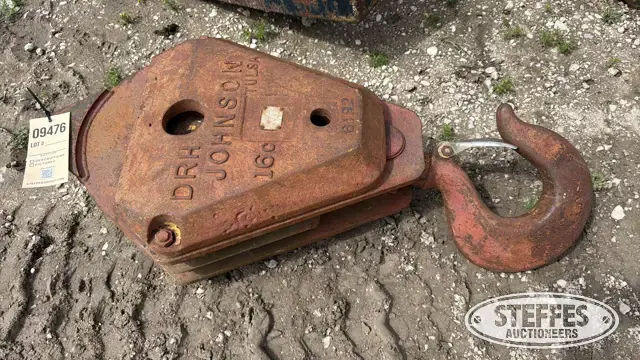 Johnson 16C 2-sheave hook block