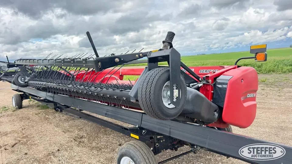 2023 Case IH 3016 Pickup Head