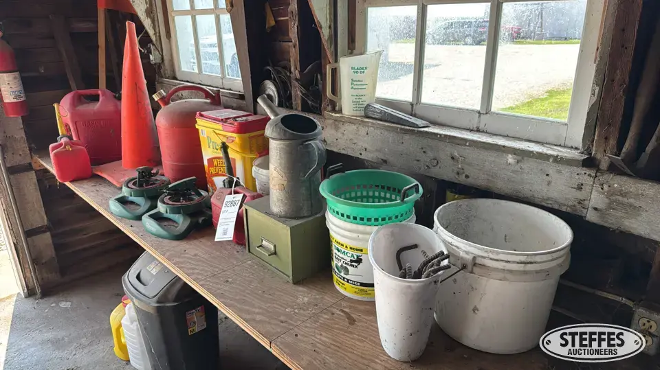 Contents of shelf Lawn and Garden Accessory