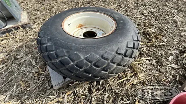 18.4-26 Tire