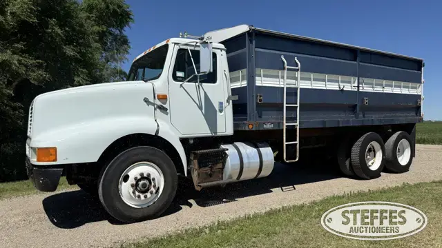 1991 International F-8200