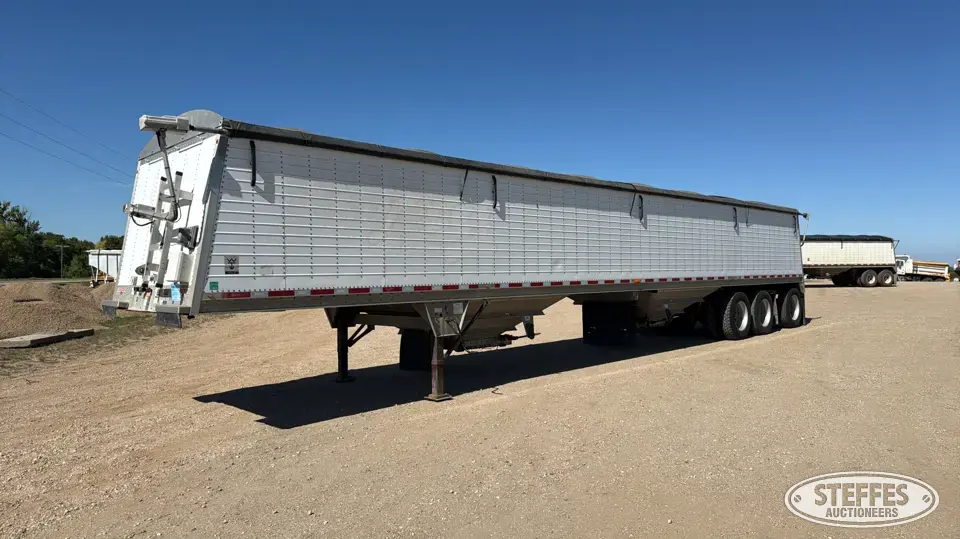 2011 Wilson Commander DWH-550C Hopper Bottom Trailer