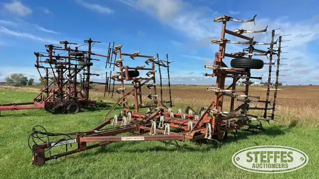Wil-Rich field cultivator
