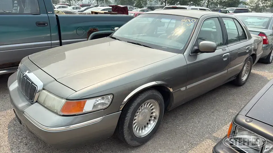 1999 Mercury Grand Marquis LS Car
