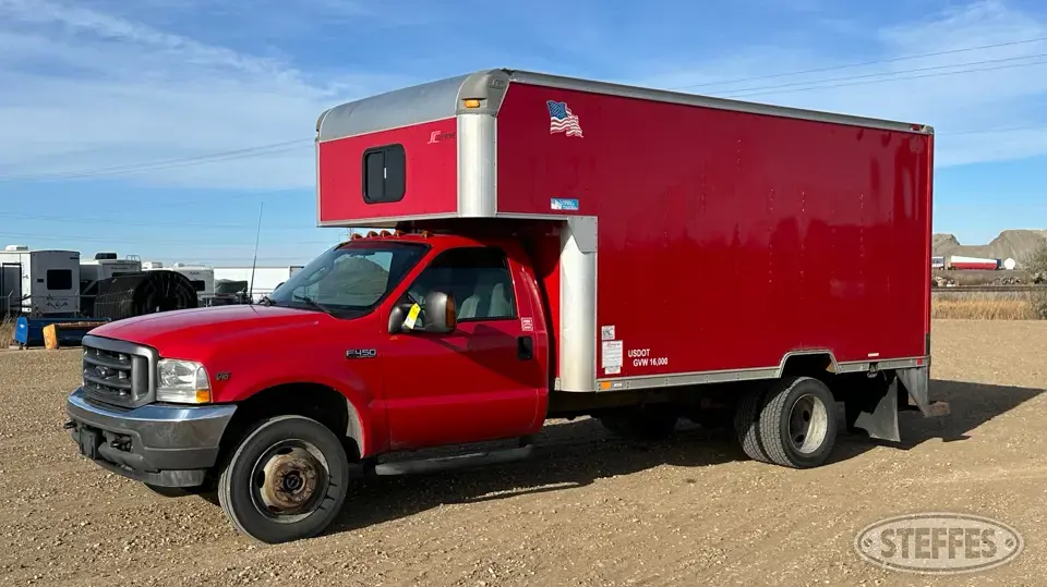2003 Ford F-450 Single Axle Boxed Truck