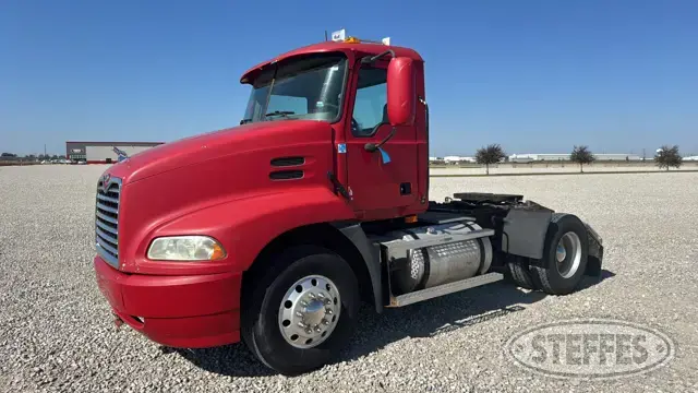 2006 Mack CXN612