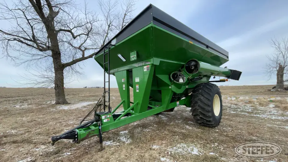 Brent 880 Grain Cart