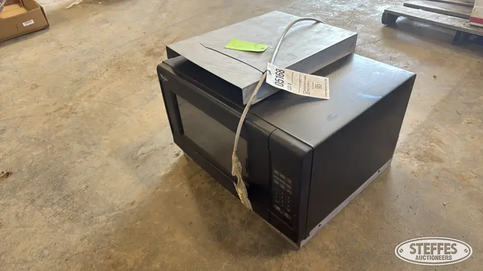 Whirlpool microwave Personal Property