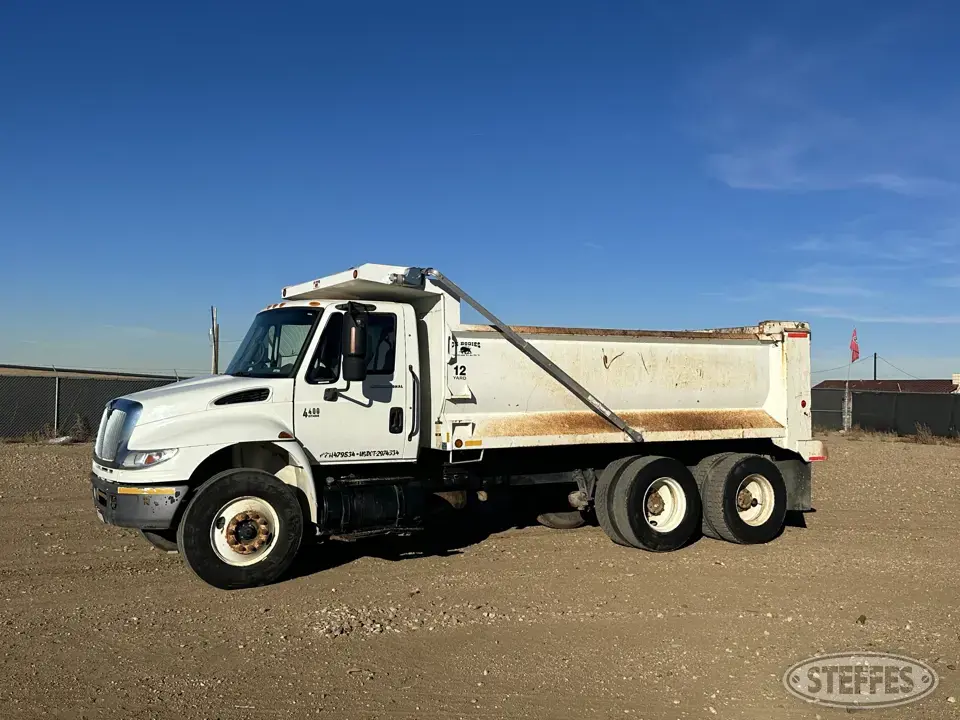 2007 International 4400 Dump Truck