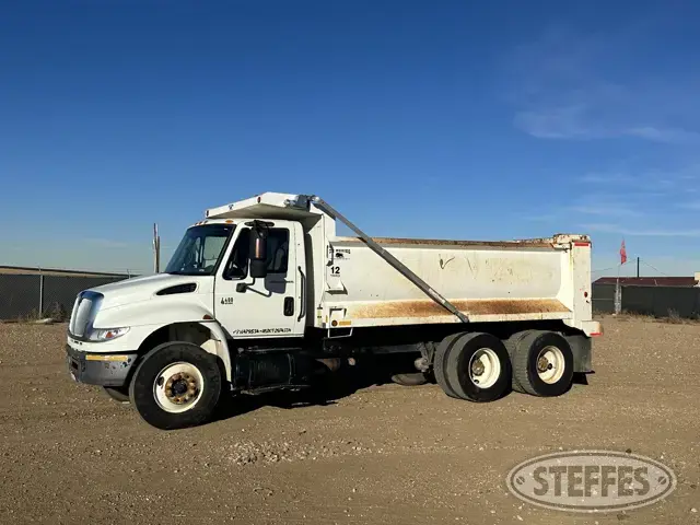2007 International 4400