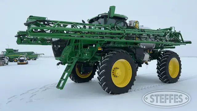 2023 John Deere 616R