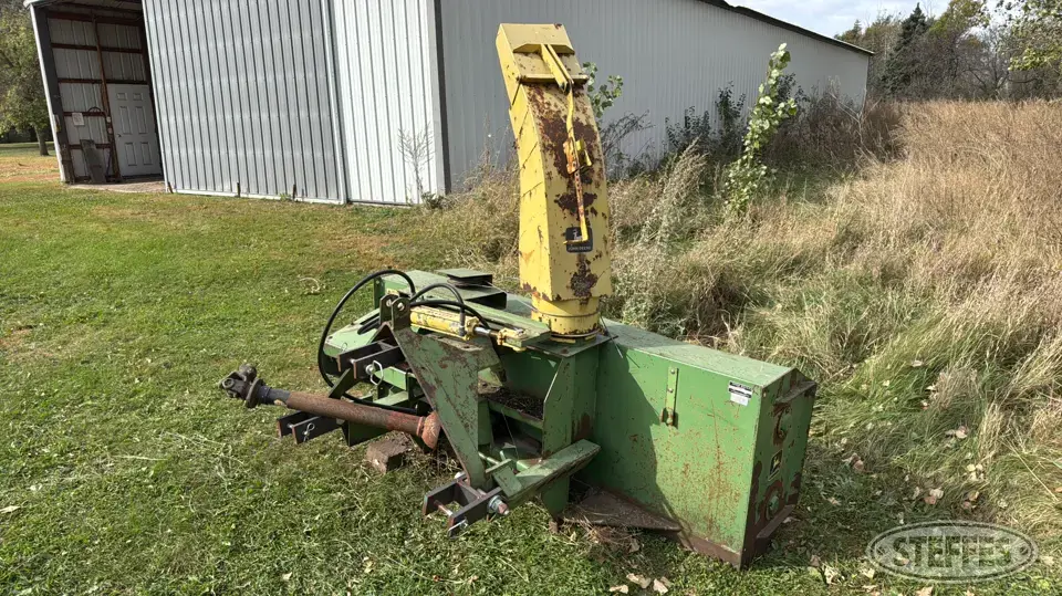 John Deere 270 3 Pt. Snowblower