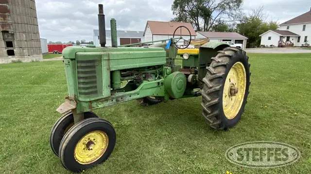 1951 John Deere B