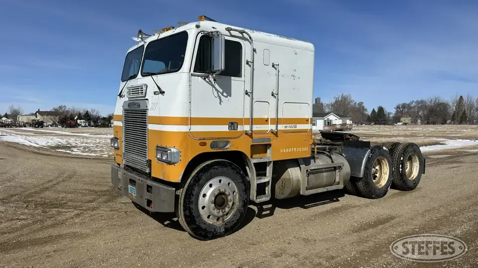 1984 Freightliner COE Cabover Truck with Sleeper