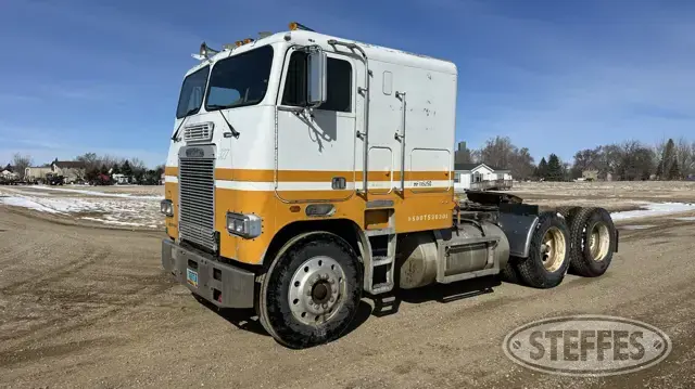 1984 Freightliner COE