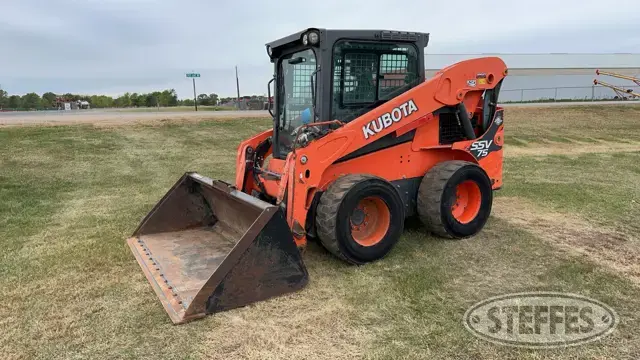 2016 Kubota SSV75