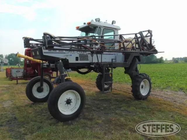 1998 Melroe 3630