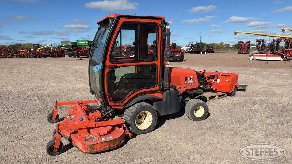 2014 Kubota F3990 Lawn Tractor