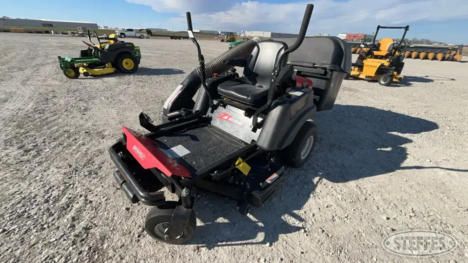 2005 Gravely ZT1840 Zero Turn Mower