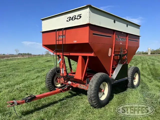 1995 Demco 365