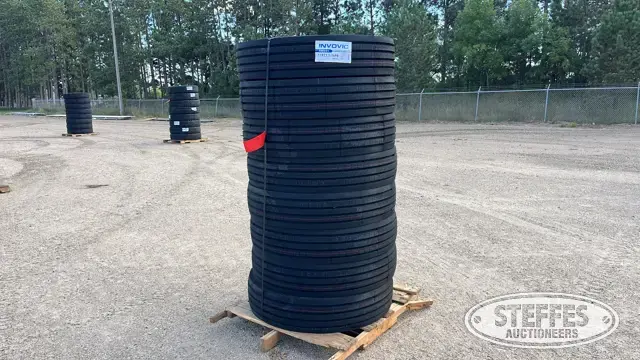 (8) Invovic FM591 11R22.5 tires