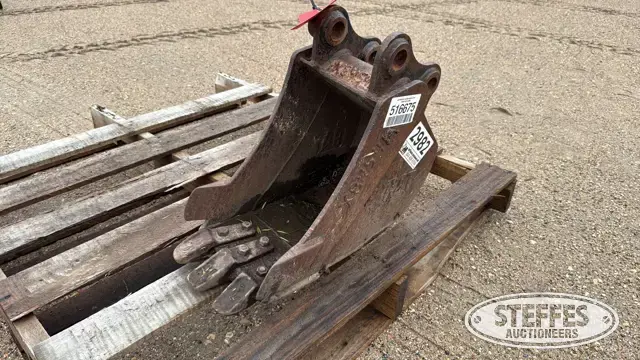 CAT mini excavator bucket