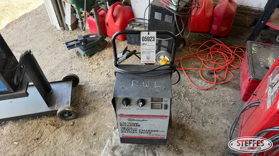 Schumacher battery charger General Tools and Shop Supply
