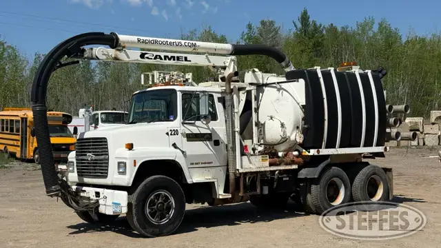 1997 Ford LNT8000